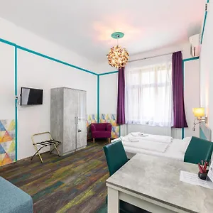 Apart-hotel Amber Terrace Downtown